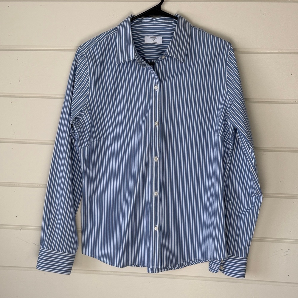 UNTUCKit Long Sleeve Button Up Top Women’s Size 10